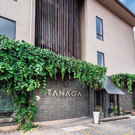 Tanaga Coliving Hotel เซมินยัค ภายนอก รูปภาพ