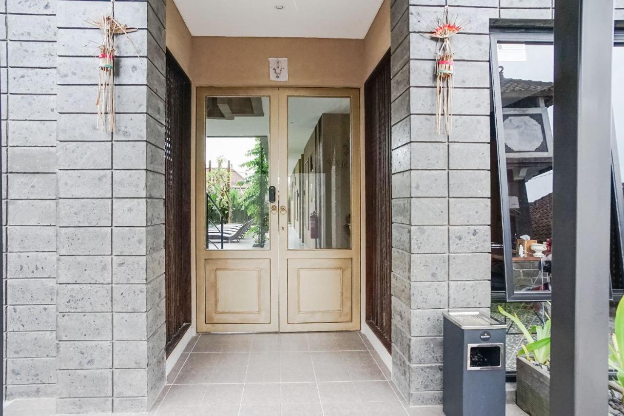Tanaga Coliving Hotel เซมินยัค ภายนอก รูปภาพ