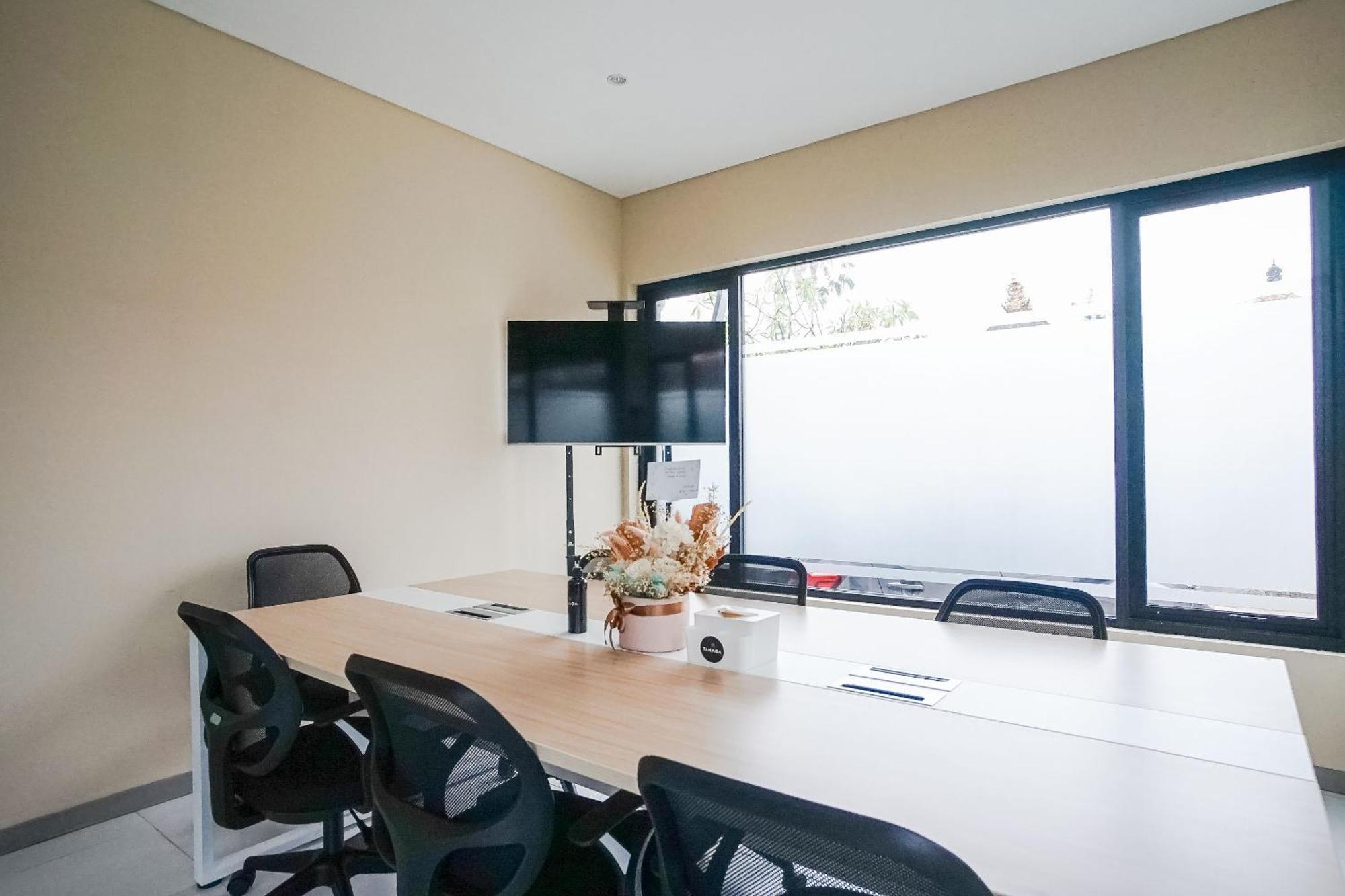 Tanaga Coliving Hotel เซมินยัค ภายนอก รูปภาพ